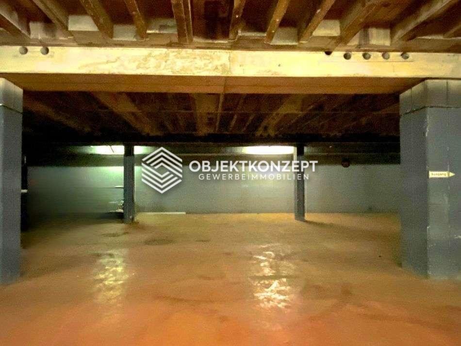 Thumbnail-Lagermöglichkeit in Rottweil - flexible Parzellen von jeweils 100 m² mit ebenerdiger Zufahrt
