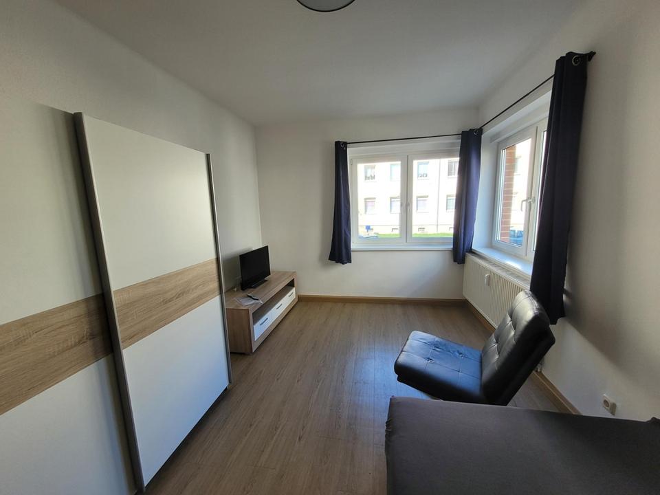 Thumbnail- Schkeuditz - komplett möbliert - Einbauküche - Laminat 