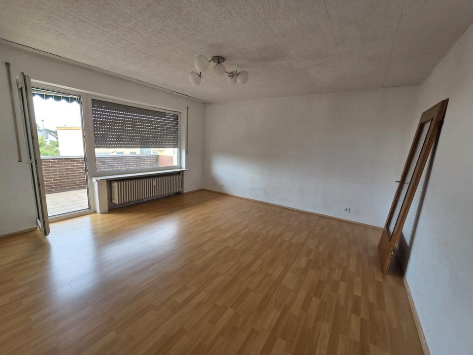 Thumbnail-Helle 3-Zimmmer Wohnung mit Balkon