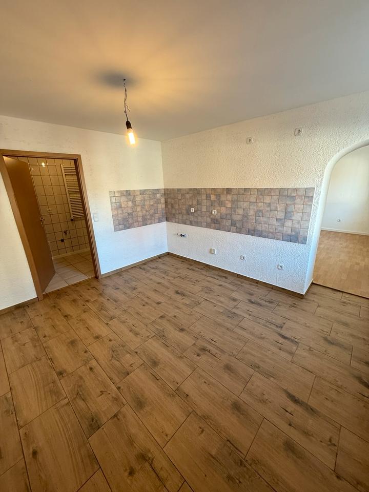 Thumbnail-3ZKB Wohnung 80qm - frisch renoviert