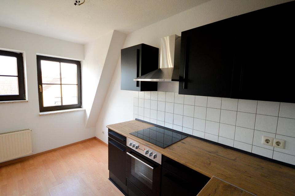 Thumbnail-2-Raum-Dachgeschoss - Zentral & Ruhig.