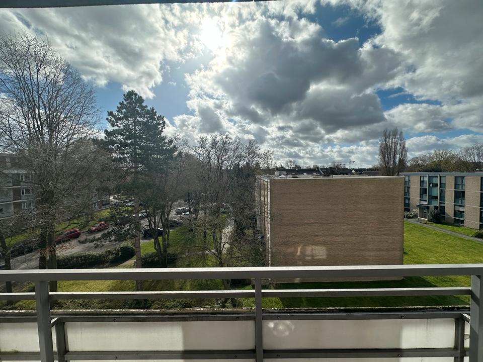 Thumbnail-1 Zi.-Appartment mit tollem Ausblick in Mörsenbroich von privat