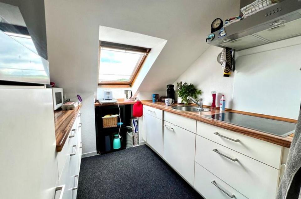 Thumbnail-Geräumige 2-Zimmer-Dachgeschosswohnung in Weinsberg