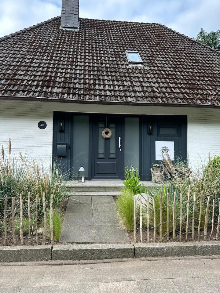 Thumbnail-Modernisiertes Einfamilienhaus in Top-Lage von Heide-Ost