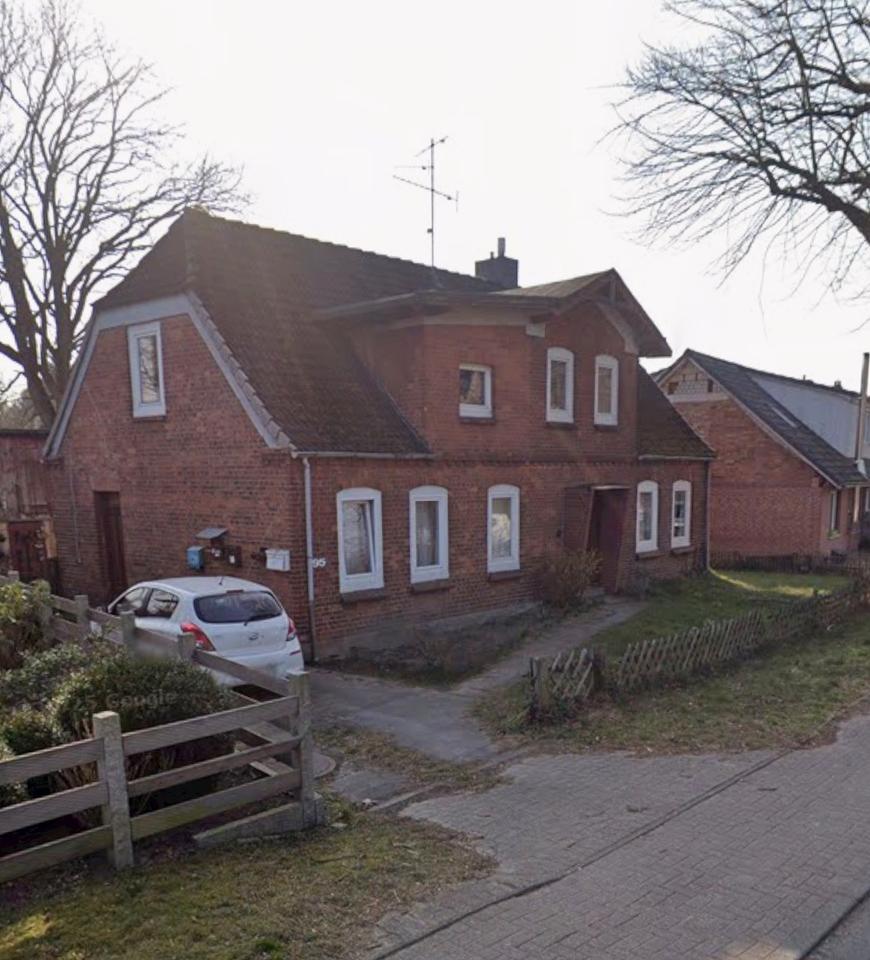 Thumbnail-Einfamilienhaus mit 2 Wohneinheiten in Stockelsdorf