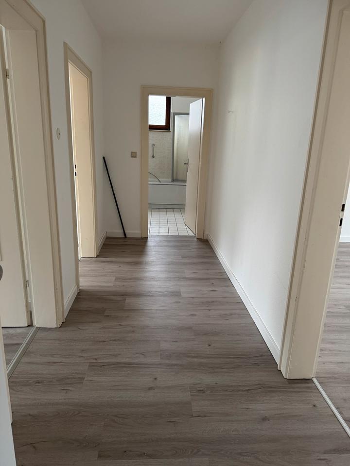 Thumbnail-Frisch sanierte 2-Zimmer-Wohnung in Siegen mit EBK – ab sofort