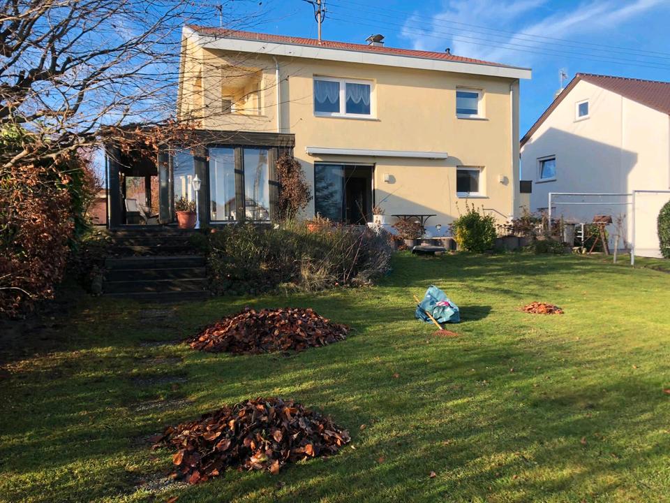 Thumbnail-Freistehendes Einfamilienhaus mit groẞem Garten (Provisionsfrei)