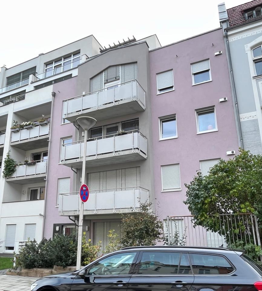 Thumbnail-Großzügige 4-Raumwohnung mit Balkon, Fahrstuhl