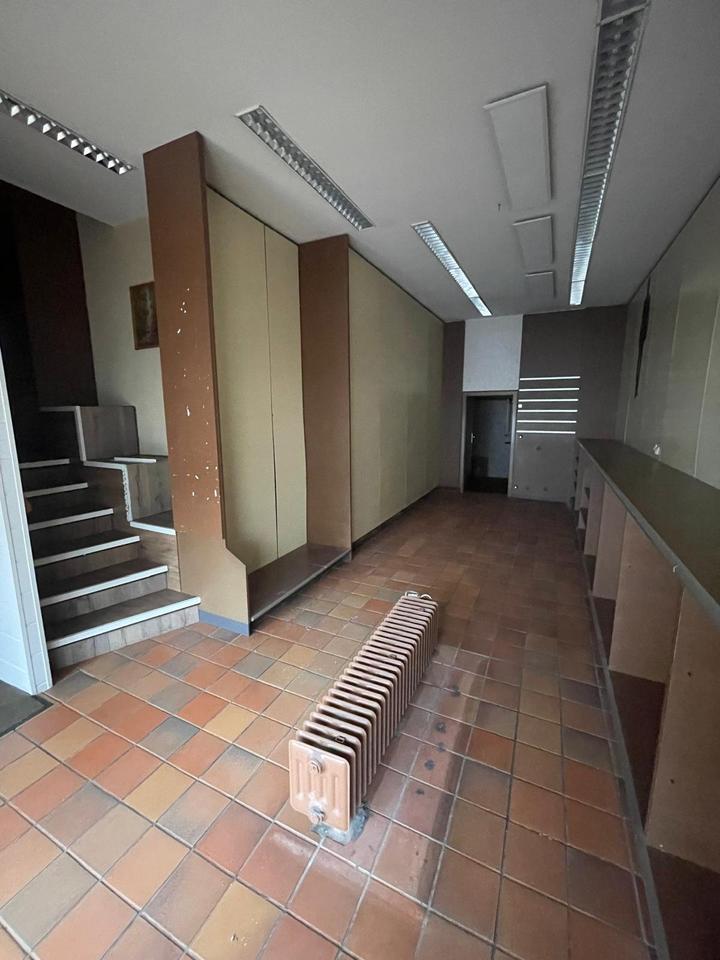 Thumbnail-Ladenfläche mitten in Neustadt!