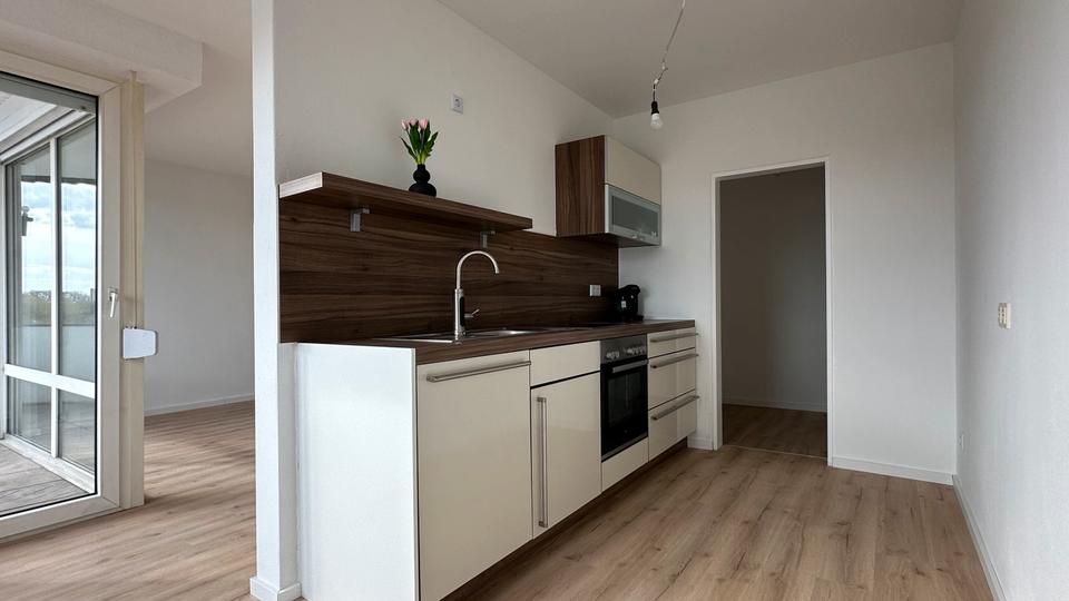 Thumbnail-Renovierte 2-Zi. Stadtwg. inkl. EBK mit Balkon, ab sofort