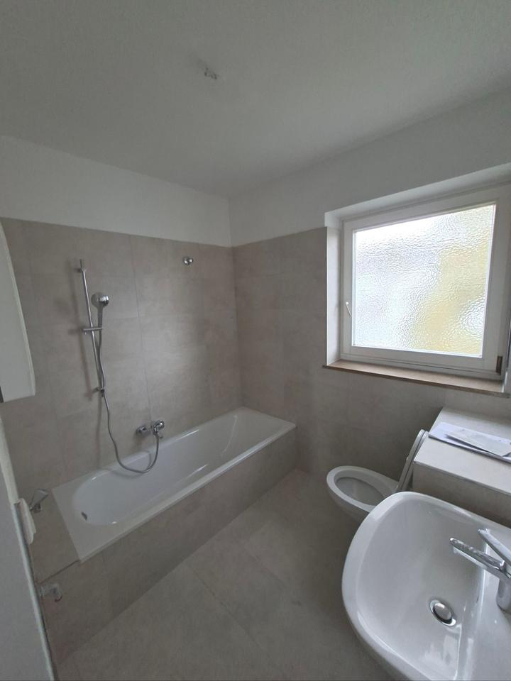 Thumbnail-Helle 3-Zimmer-Wohnung mit Balkon in Amberg-Philippstraße