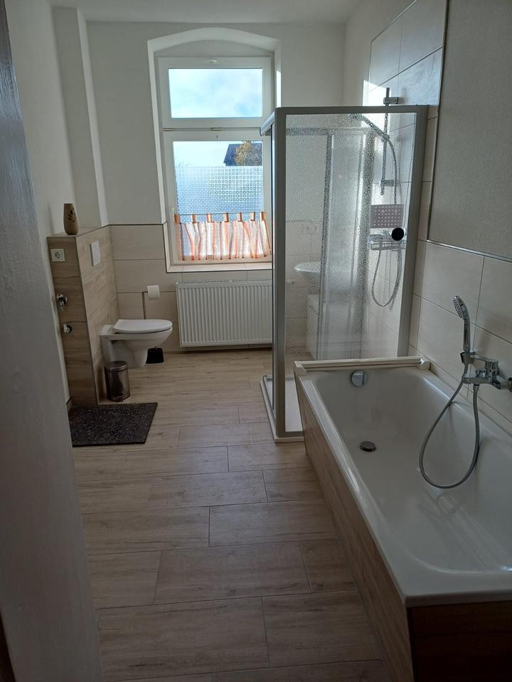 Thumbnail-Zentral gelegenen, sanierte 3 Zimmer mit neuen Bad u. Kachelofen