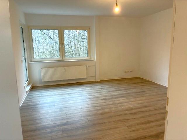 Thumbnail-Sehr schöne 2,5 Zimmer Wohnung mit Balkon in Gelsenkirchen zu vermieten