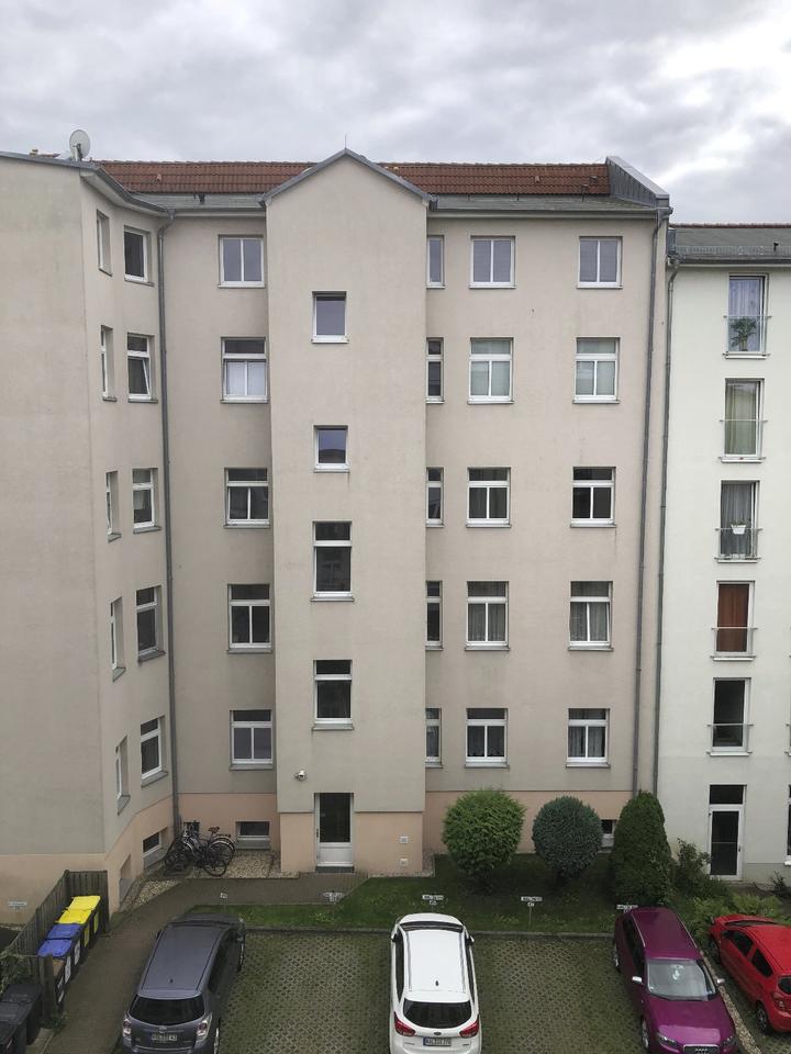 Thumbnail-Attraktive 3-Zimmer-Hochparterre-Wohnung mit Einbauküche am Stadtgottesacker (Anh0202)