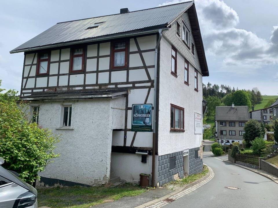 Thumbnail-geräumiges Haus mit Gewerbeeinheit im Thüringer Wald