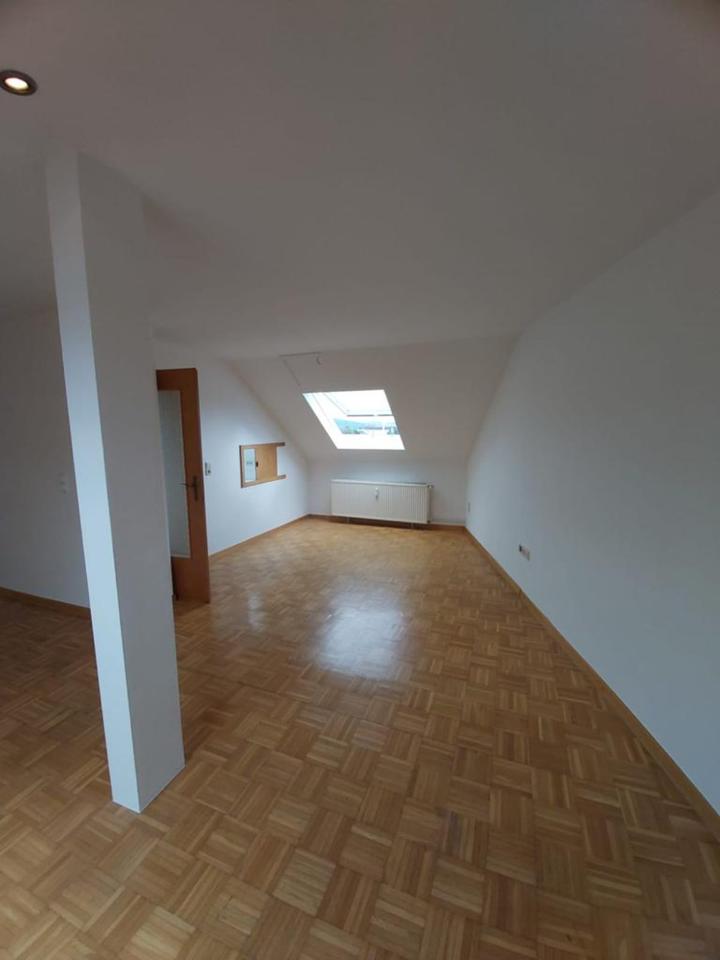 Thumbnail-Helle Dachgeschosswohnung im schönen Altbau – Oberbarmen