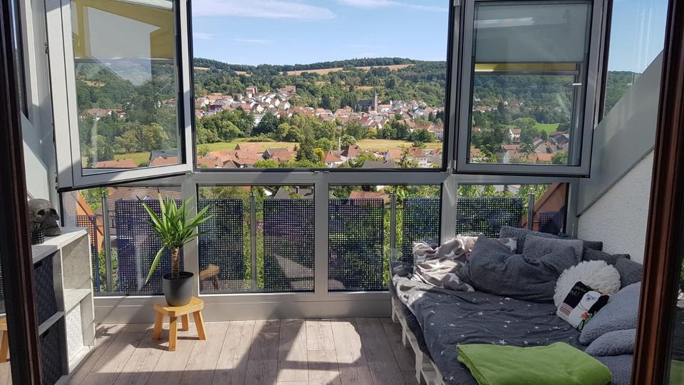 Thumbnail-Helle Dachgeschosswohnung in ruhiger Lage in Hangard