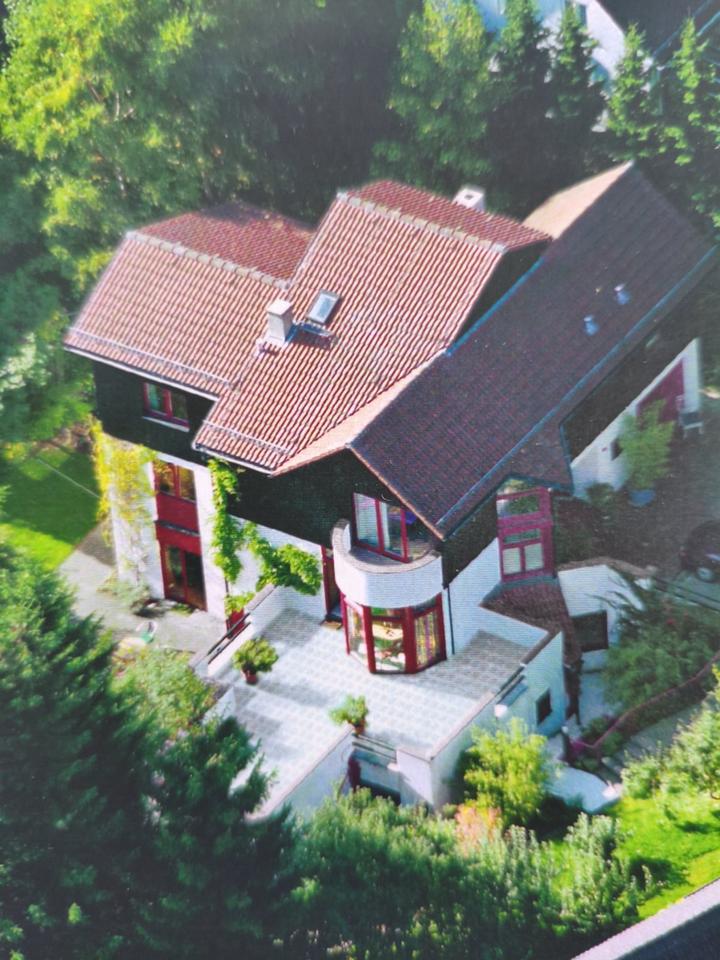 Thumbnail-Haus im Haus 6,5 Zimmer in Niedernhausen-OT