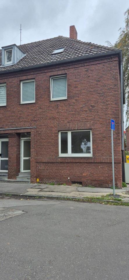 Thumbnail-Reiheneckhhaus in Alsdorf