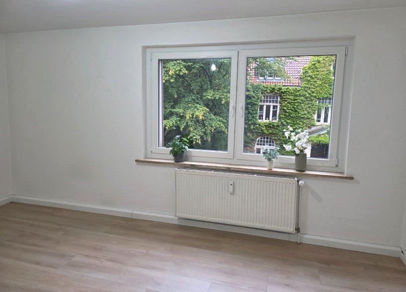 Thumbnail-Renovierte 2-Zimmer Wohnung mit guter Verkehrsanbindung