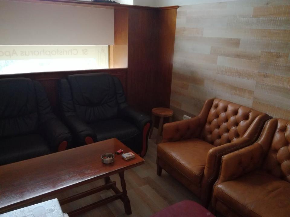 Thumbnail-Ladenbüro zu vermieten Helmut-Haller-Platz