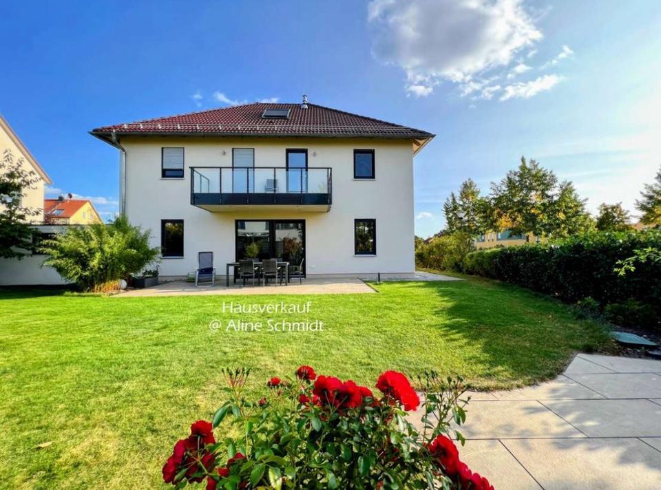 Thumbnail-Neuwertiges Einfamilienhaus mit großem Grundstück