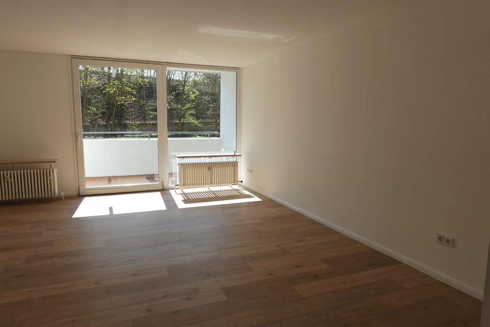 Thumbnail-Frisch sanierte 1-Zimmer-Wohnung mit Balkon & Stellplatz in Bad H