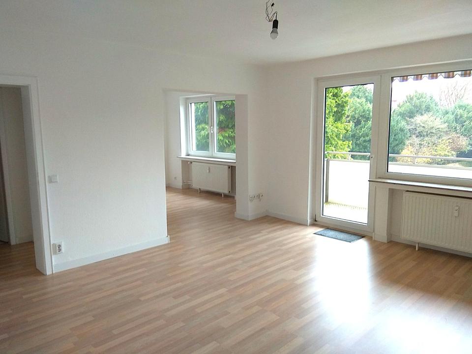 Thumbnail-Schöne 3-Zimmerwohnung mit Balkon in guter Lage am Tiergarten