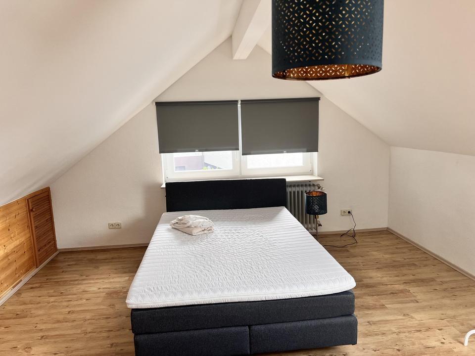 Thumbnail-105-06 2 Zimmer Dachstudio in ruhiger Lage