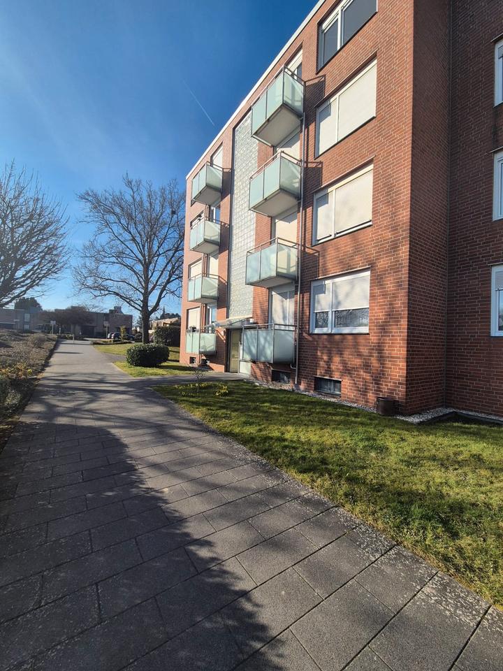 Thumbnail-Gepflegte 2-Zimmer-Wohnung mit Balkon in Frechen-Königsdorf – ruh