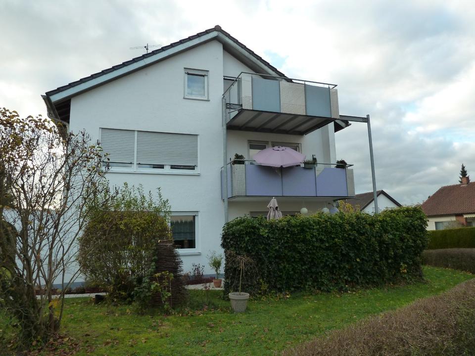 Thumbnail-Vermiete sehr schöne 3-Zi-DG-Wohnung in Mutlangen mit Balkon