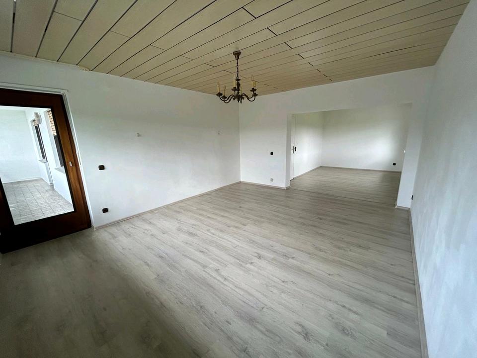 Thumbnail-Helle 3-Zimmer-Wohnung mit Balkon in Enger – Ideal für 2 Personen