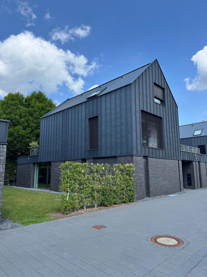 Thumbnail-3 ZKB Maisonette Wohnung über 2 Etagen, mit Küche Waschmaschine und Trockner