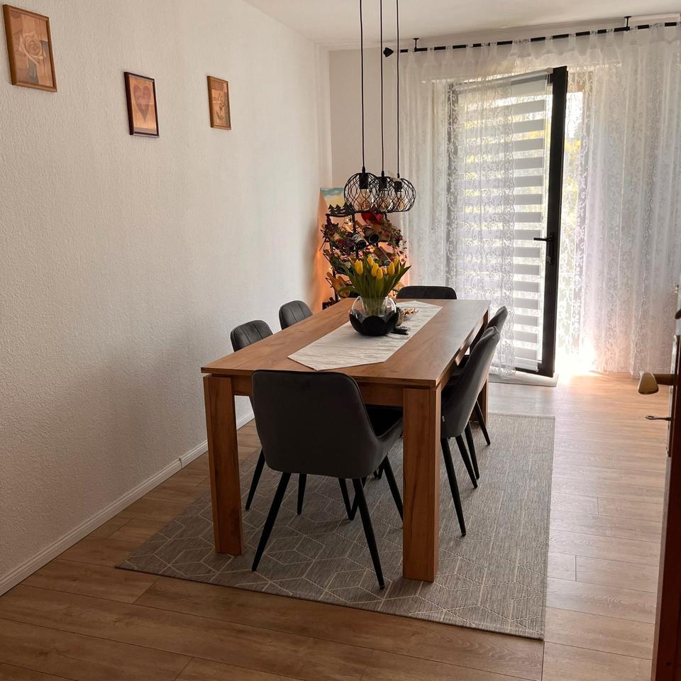 Thumbnail-Schöne 2 Zimmer Wohnung mit Loggia Kapitalanlage Iserlohn Dördel