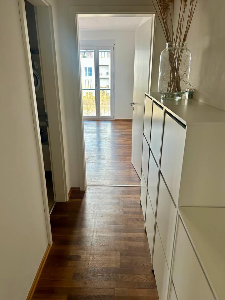 Thumbnail-WG Zimmer mit eigenem Bad in 60438 Frankfurt Riedberg