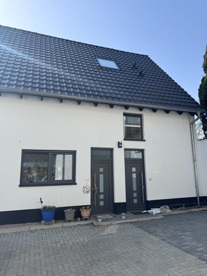 Thumbnail-3 Zimmer Küche Bad WC Balkon Maisonette Wohnung in Groß Rohrheim