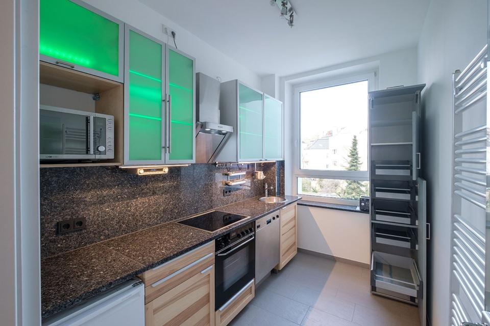 Thumbnail-3Zi. frisch sanierte Altbauwhg Parkett hohe Decken im Zooviertel