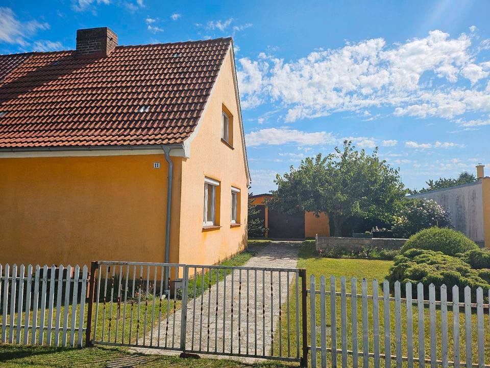 Thumbnail-Doppelhaushälfte mit Grundstück zu verkaufen