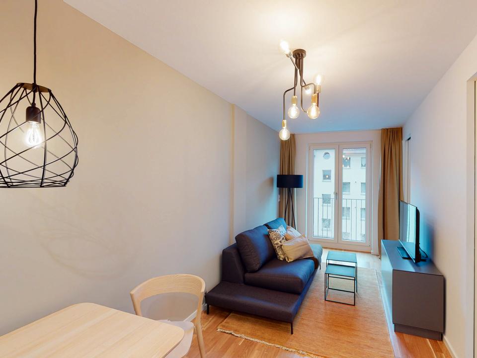 Thumbnail-Mitten in Bornheim: Wohnen mit Designmöblierung im B-UP!