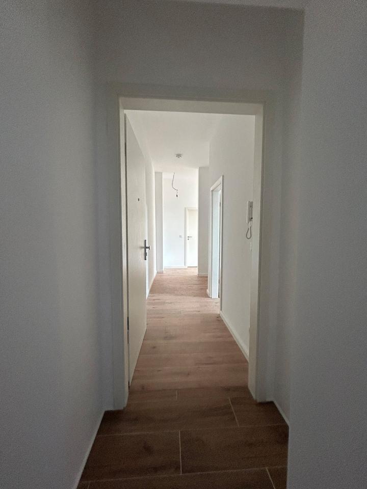 Thumbnail-***Sanierte 2,5-Zimmer-Wohnung in Oberschöneweide (WE 4)***