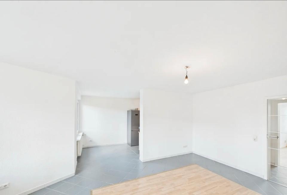 Thumbnail-3 Zimmer Wohnung, EBK, 1.OG in Altencelle