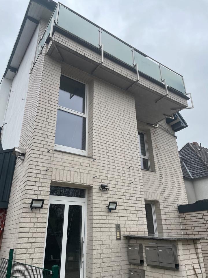 Thumbnail-3,5 Zimmer Wohnung (80 m2) frisch saniert mit Terasse,Mengede