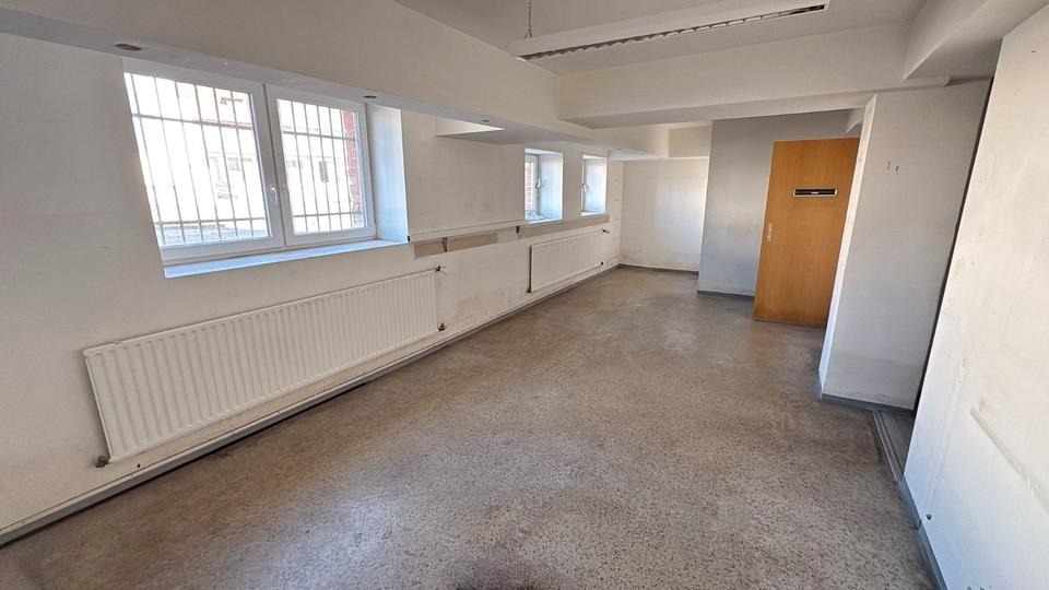 Thumbnail-204 m² 1.200,- € Büro, Lager, Verein, Musikr.,Tonstudio,Werkst.