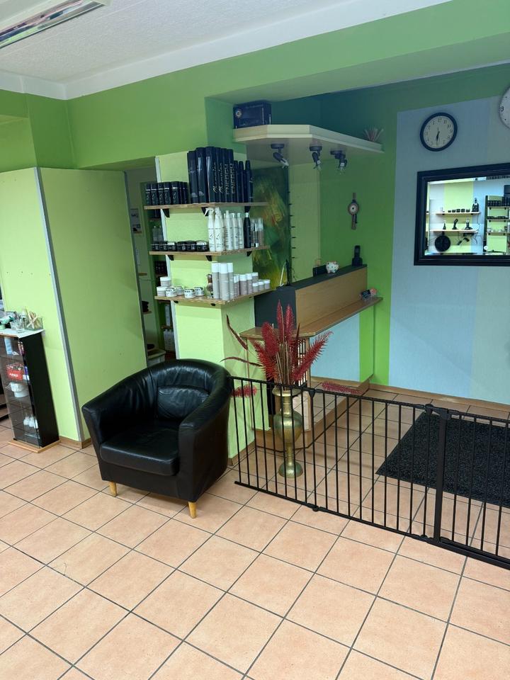 Thumbnail-Top-Friseursalon in attraktiver Lage zu vermieten