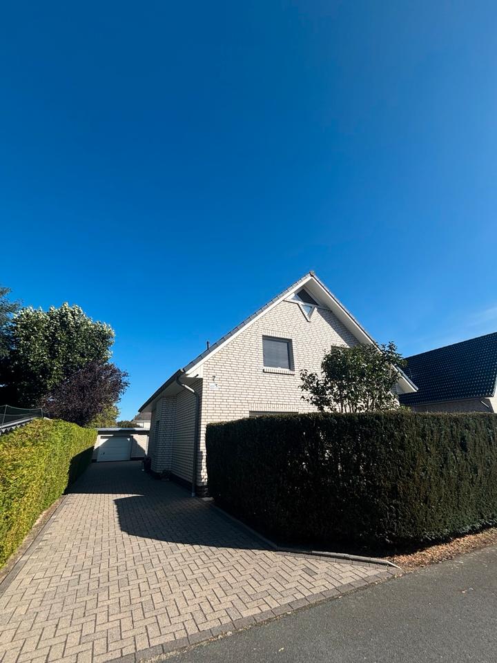 Thumbnail-Einfamilienhaus mit Wellnessoase in Edewecht - Privat Verkauf!