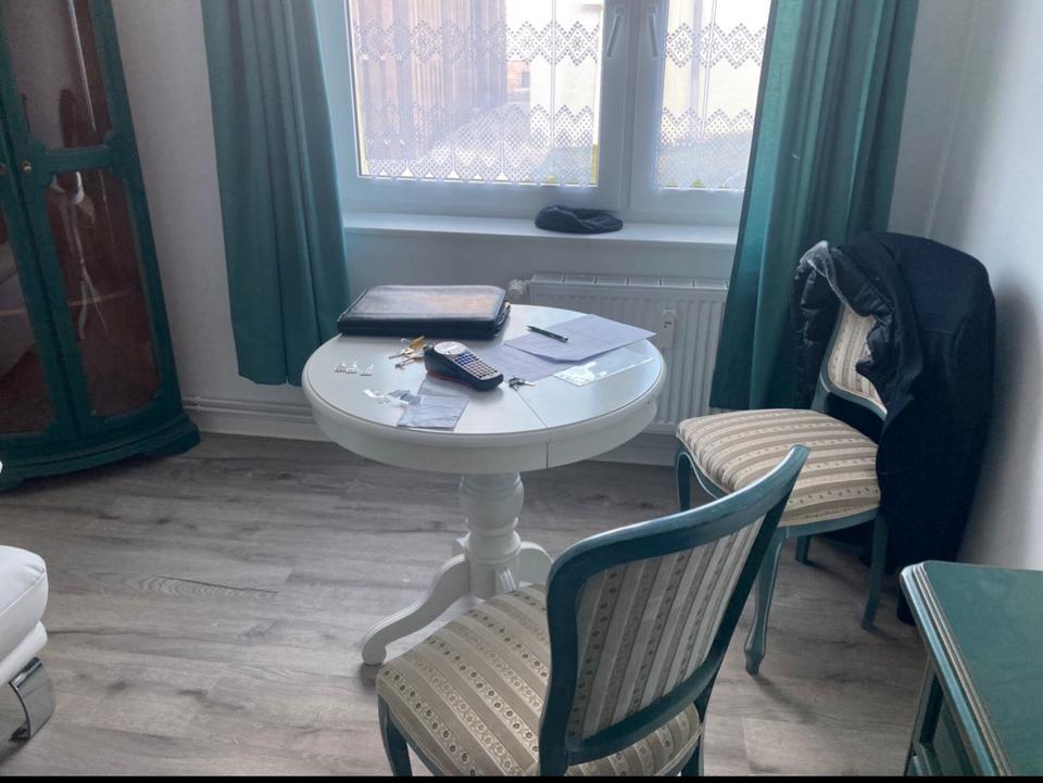 Thumbnail-Teilmöblierte 2 RW, mit Keller und Stellplatz im EG