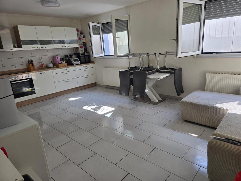 Thumbnail-2 Zimmerwohnung zu Vermieten