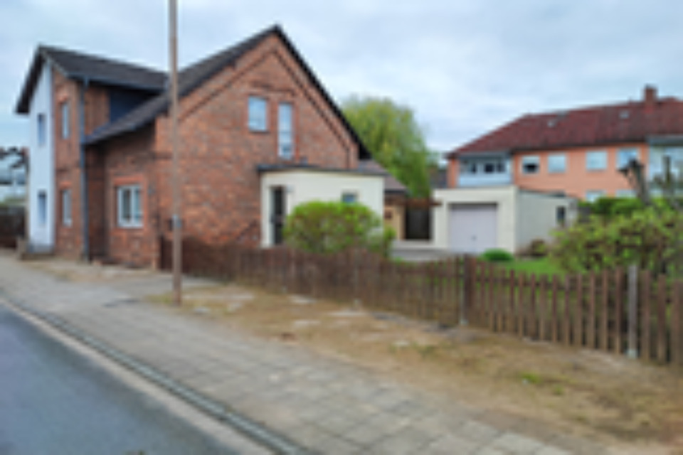 Thumbnail-Doppelhaushälfte