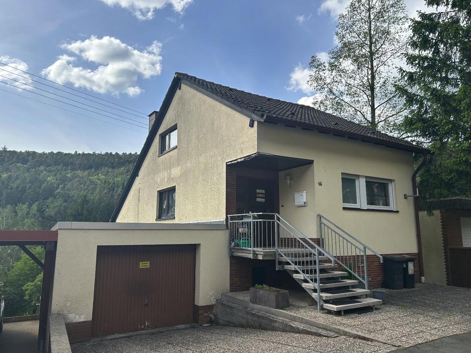 Thumbnail-Einfamilienhaus KL-Mölschbach, gr. Garage, Terrasse, kl. Garten