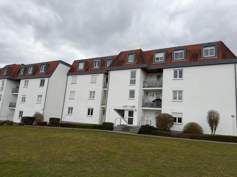 Thumbnail-3 Zimmer Wohnung zu vermieten in Ehingen - Top Lage